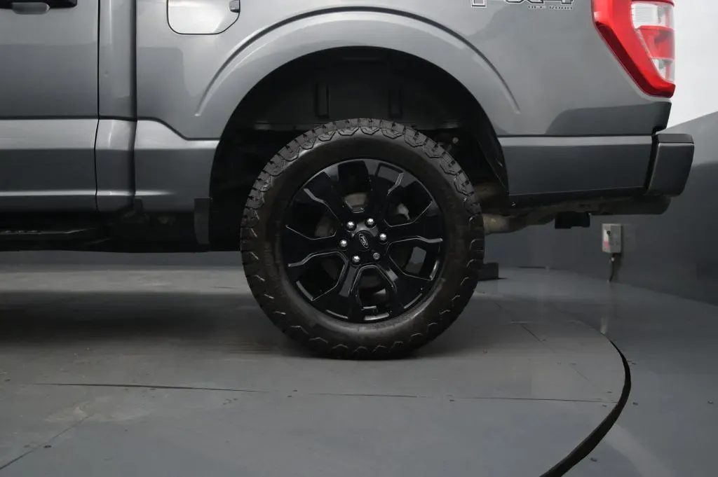 Ford F-150 photo 13