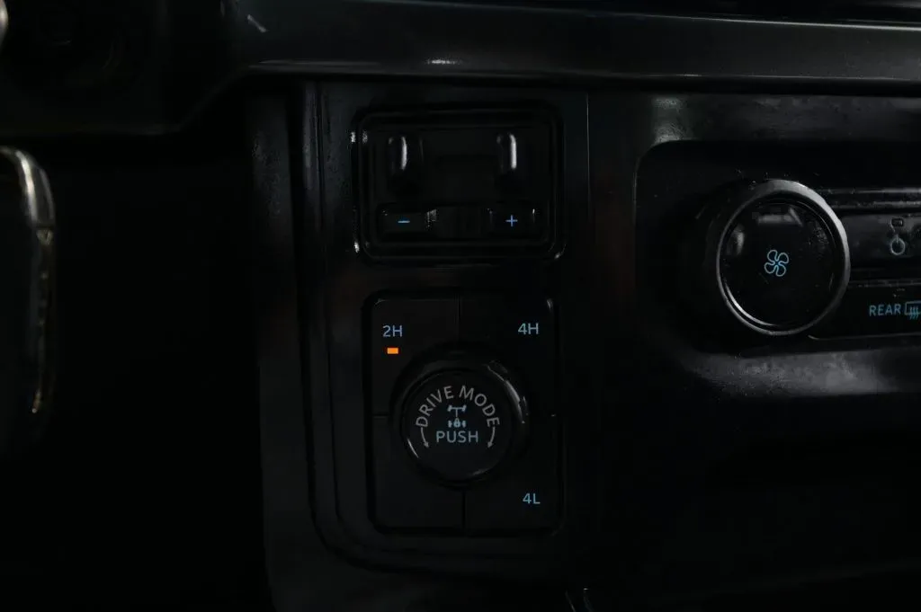 Ford F-150 photo 26