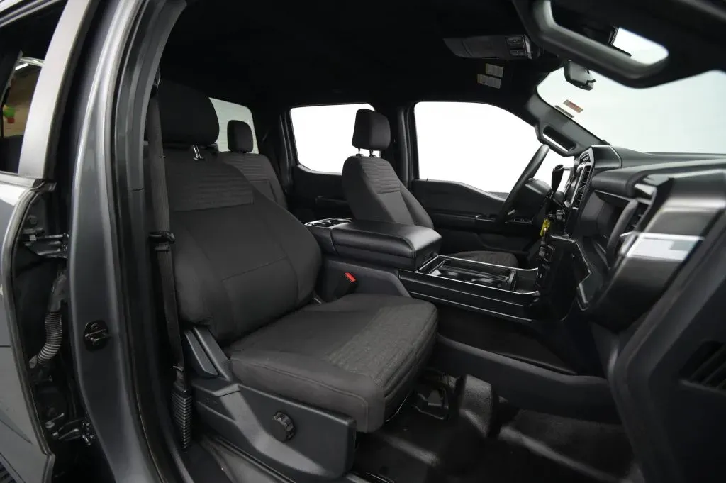 Ford F-150 photo 46