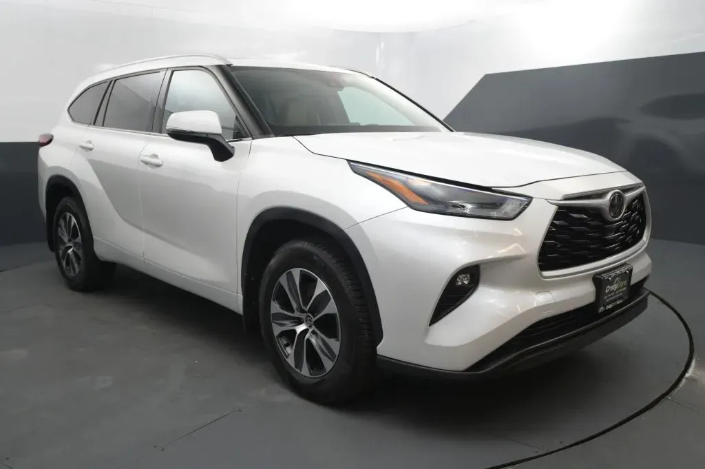 Toyota Highlander photo 7