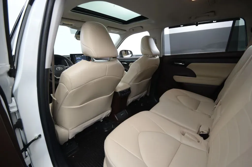Toyota Highlander photo 41