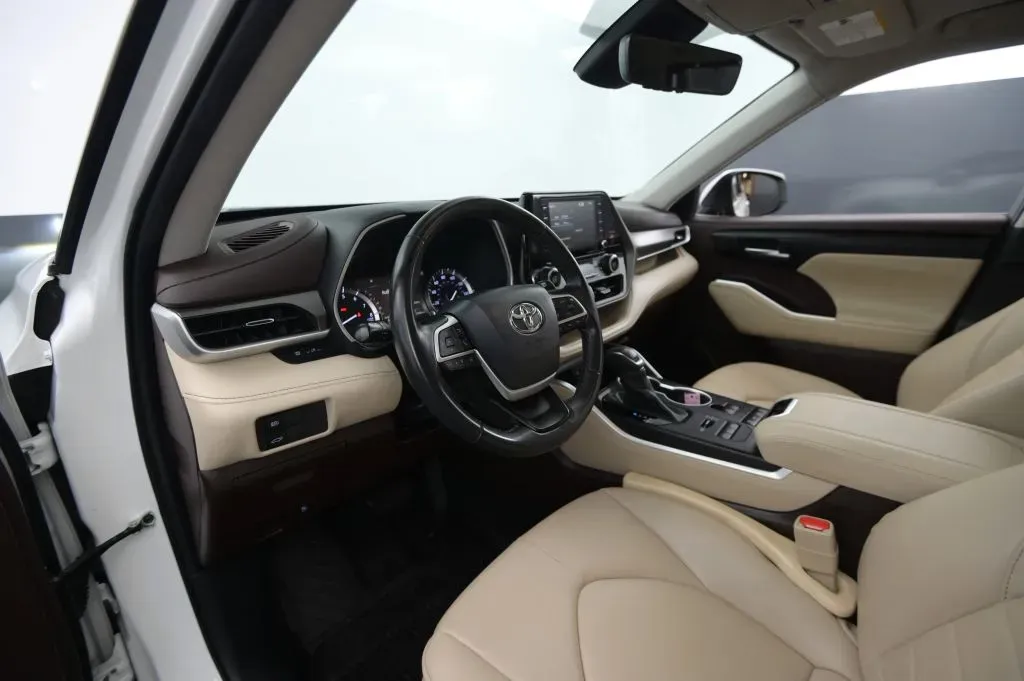 Toyota Highlander photo 37