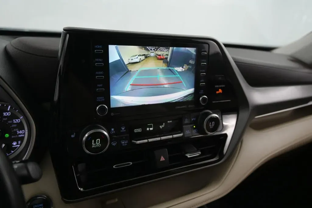 Toyota Highlander photo 24