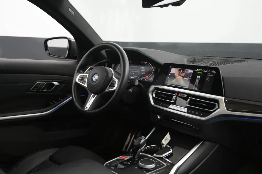 BMW 3 Series photo 47