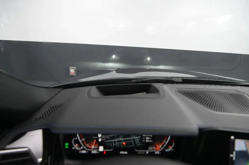 BMW 3 Series photo 30