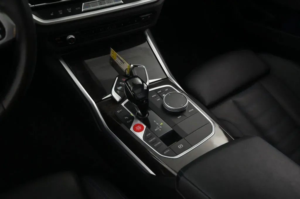 BMW 3 Series photo 36
