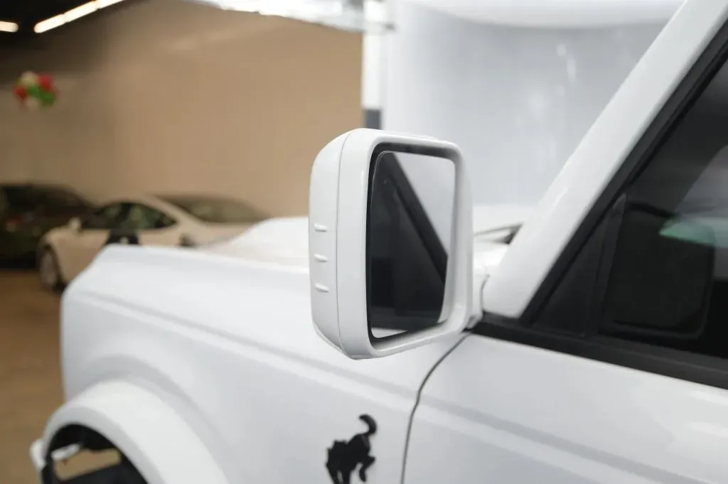 Ford Bronco photo 12