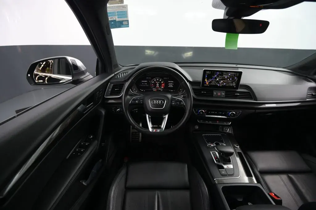 Audi SQ5 photo 36