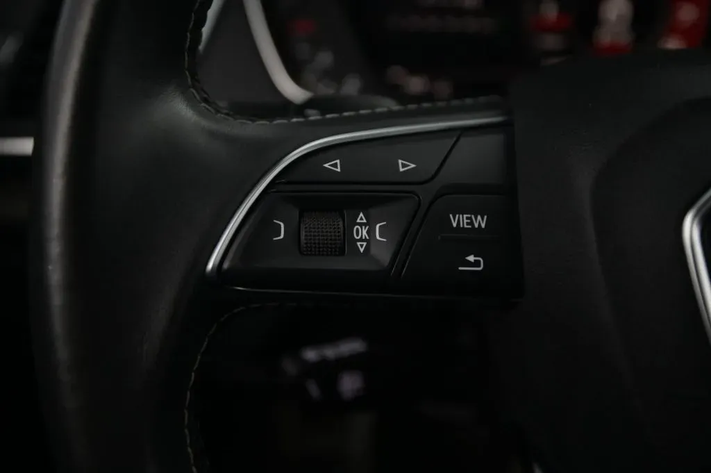 Audi SQ5 photo 22