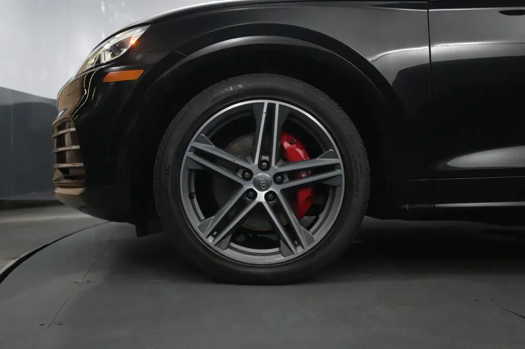 Audi SQ5 photo 10