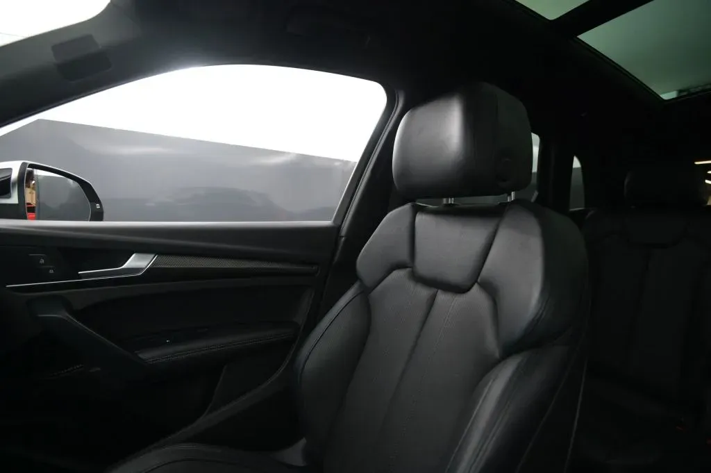 Audi SQ5 photo 28