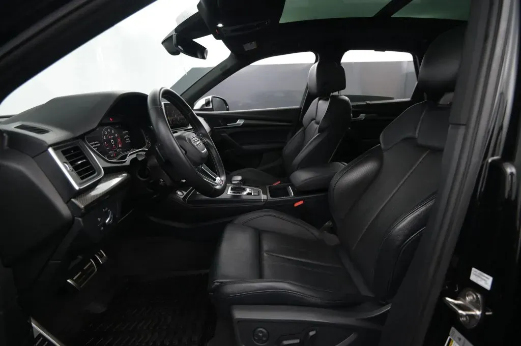 Audi SQ5 photo 38
