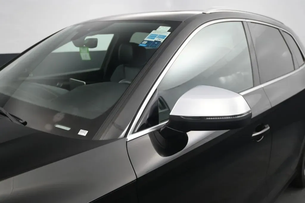 Audi SQ5 photo 11