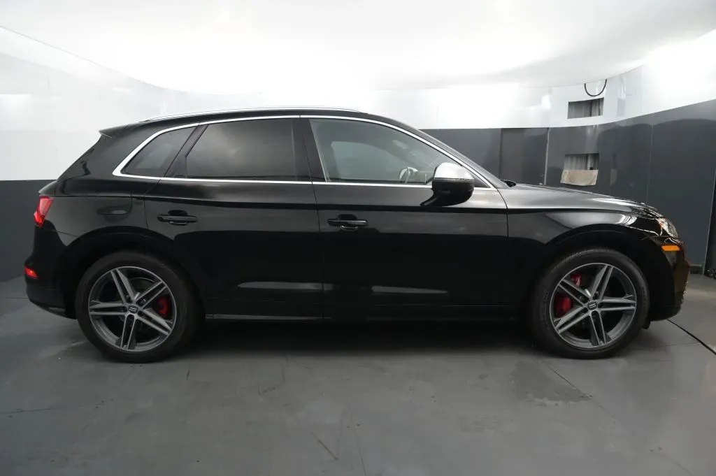 Audi SQ5 photo 6