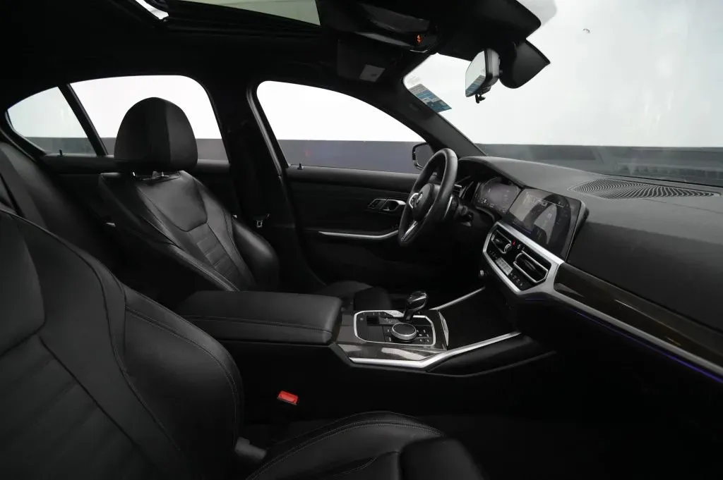BMW 3 Series photo 47