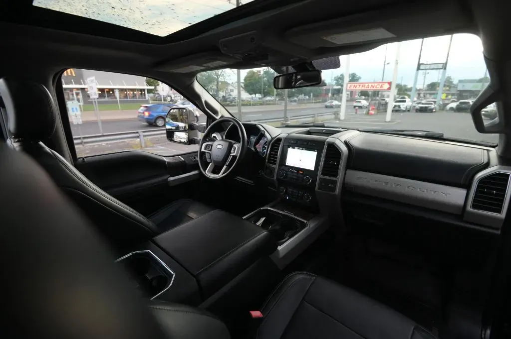 Ford F-350 photo 48