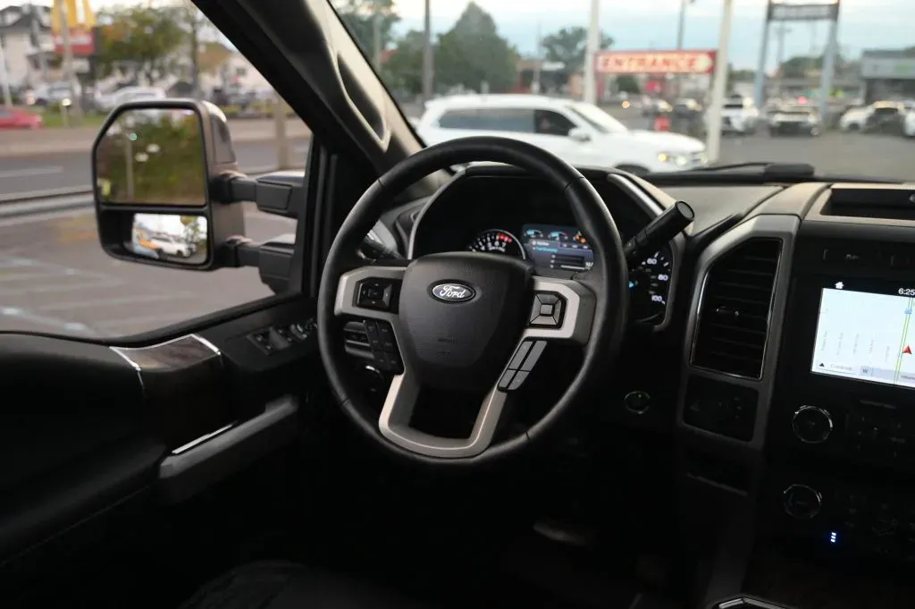 Ford F-350 photo 37