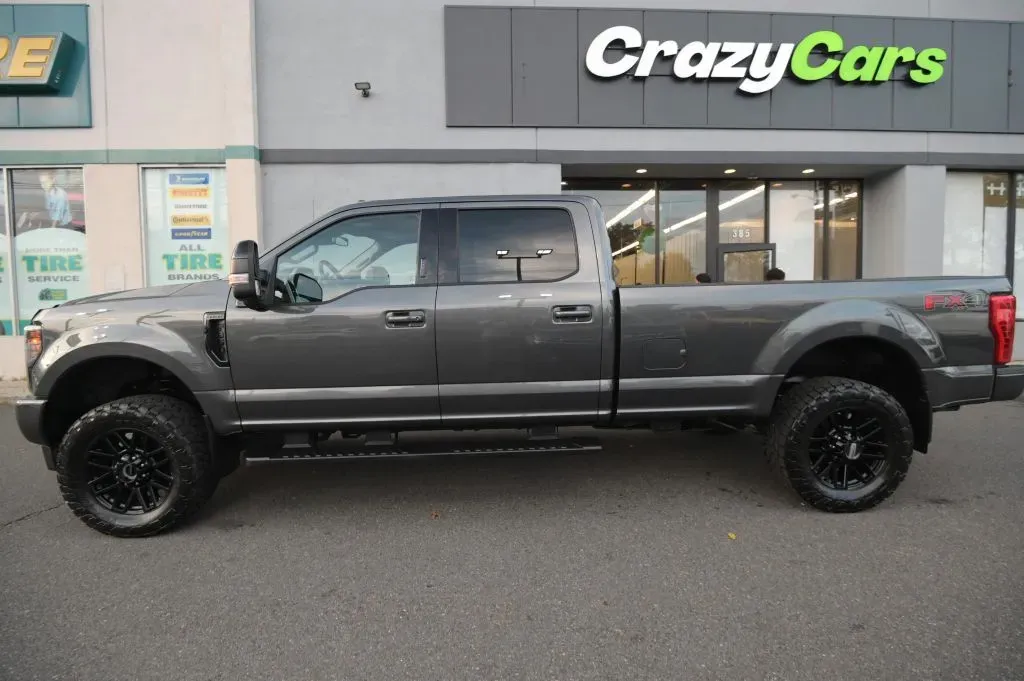 Ford F-350 photo 2