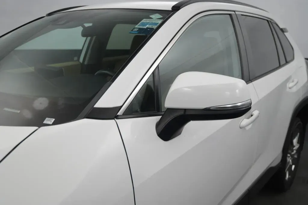 Toyota RAV4 photo 11