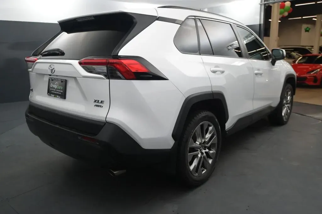 Toyota RAV4 photo 5