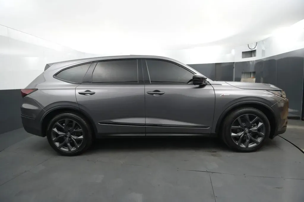 Acura MDX photo 6