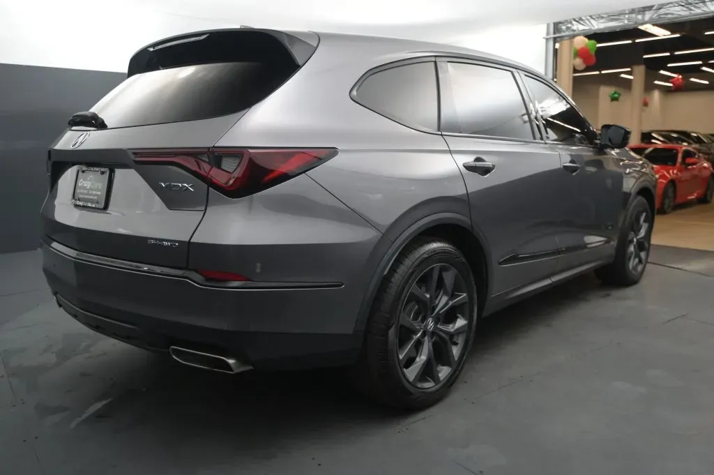 Acura MDX photo 5