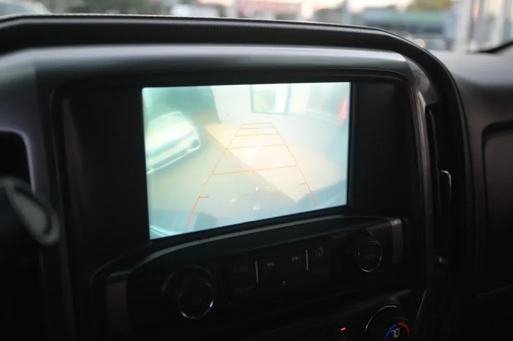 Chevrolet 3500HD photo 30