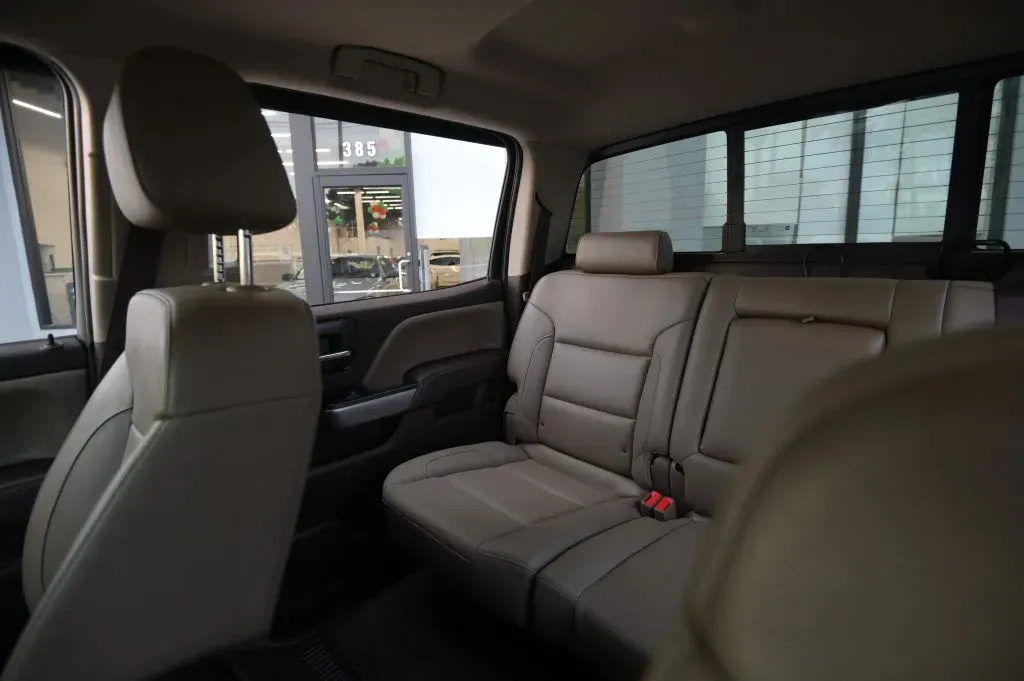 Chevrolet 3500HD photo 45