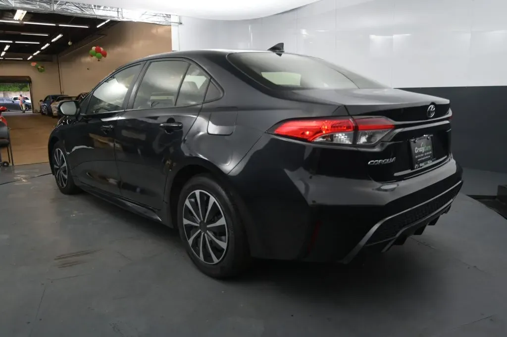 Toyota Corolla photo 3