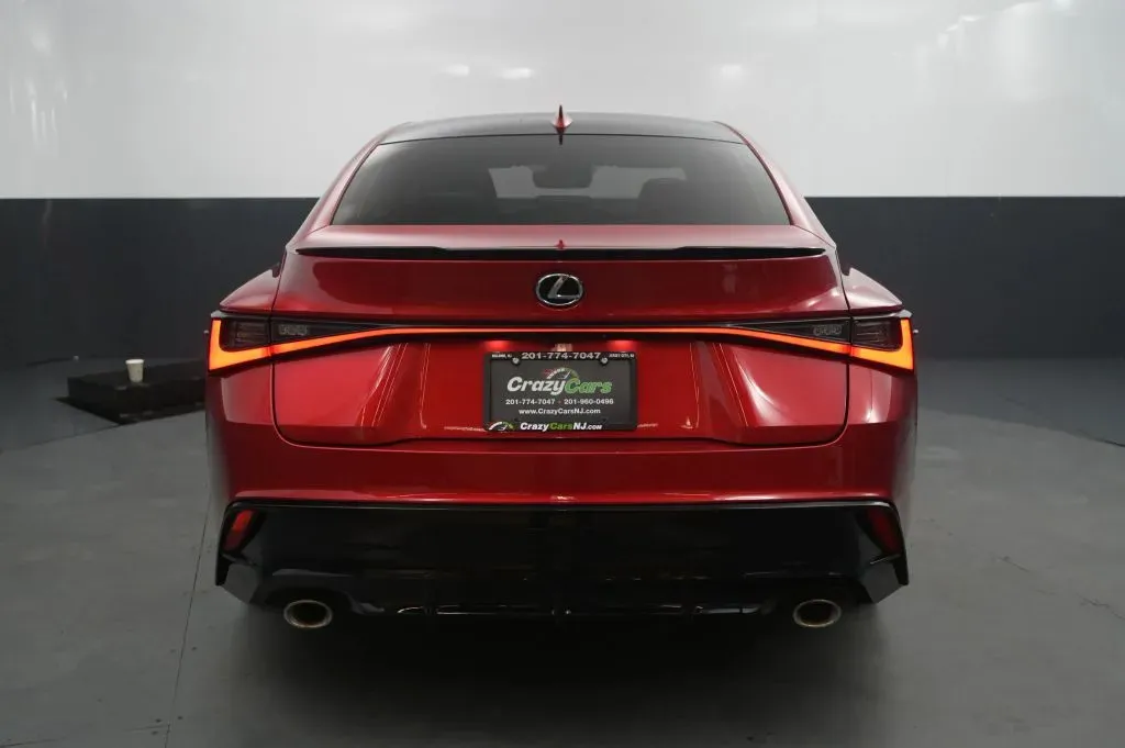 Lexus IS photo 4