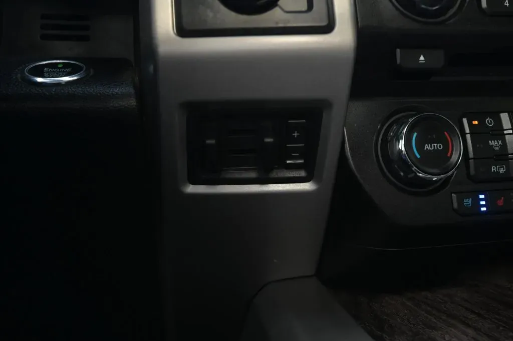 Ford F-350 photo 30