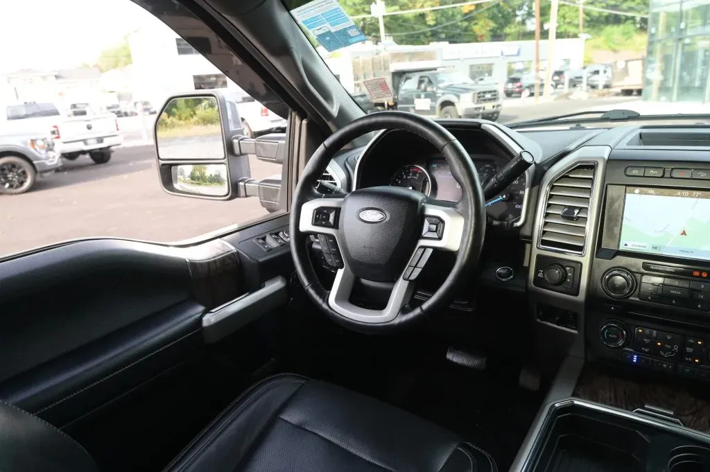 Ford F-350 photo 42
