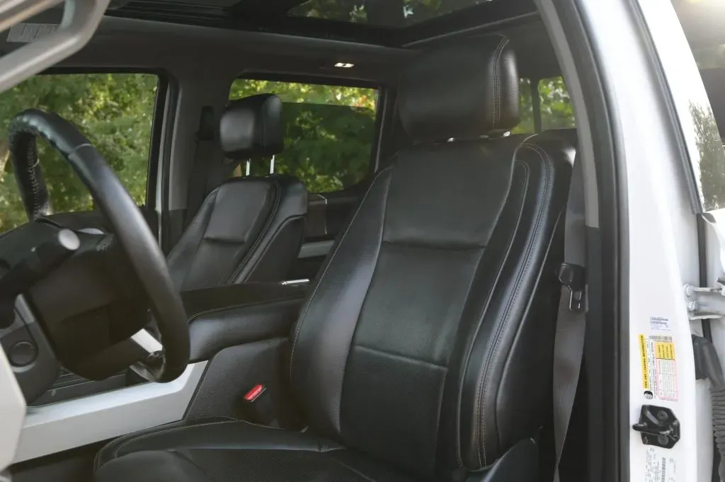 Ford F-350 photo 48