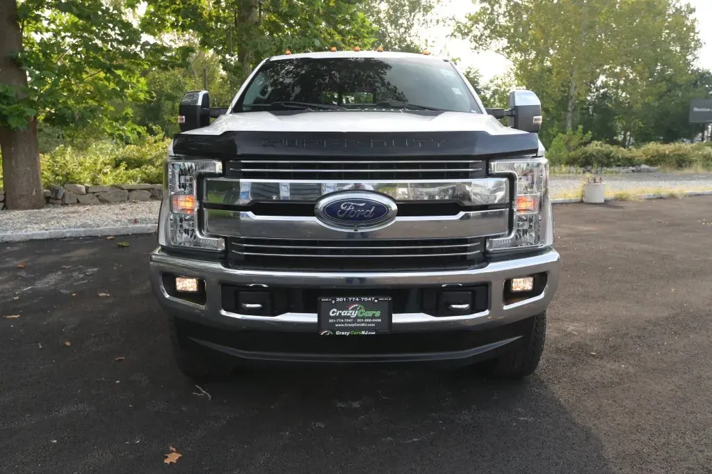 Ford F-350 photo 8