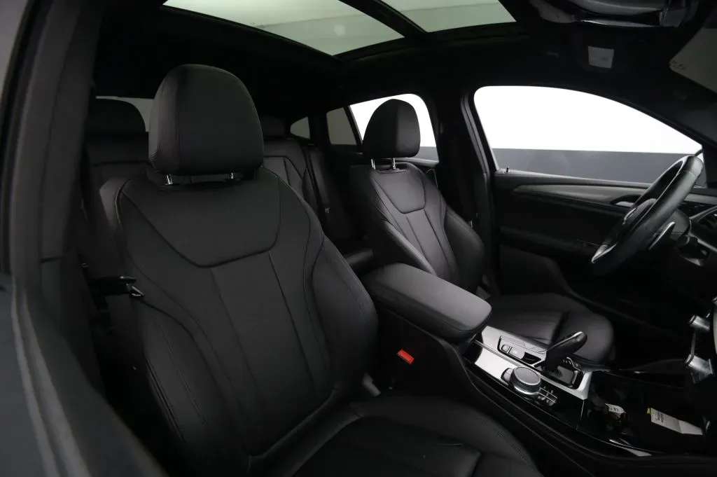 BMW X4 photo 50