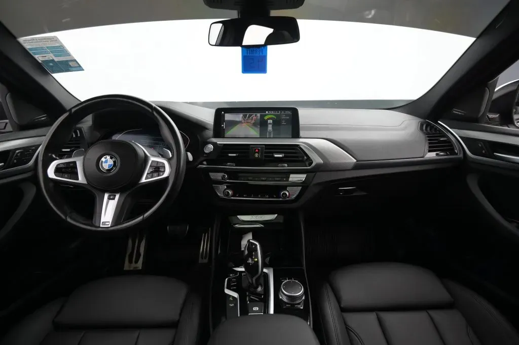 BMW X4 photo 31