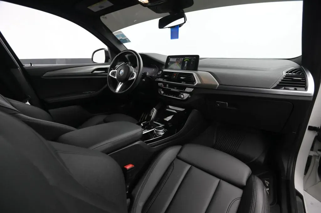 BMW X4 photo 47