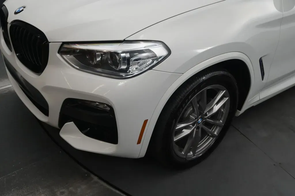 BMW X4 photo 9