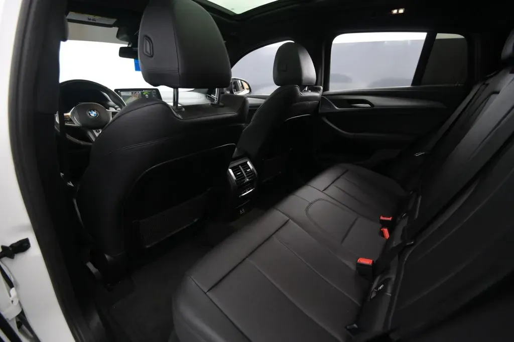 BMW X4 photo 43
