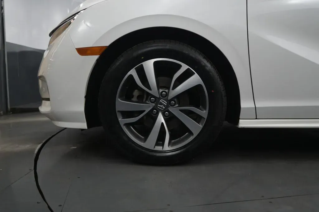Honda Odyssey photo 10