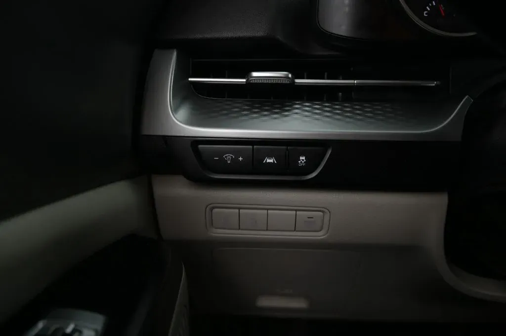 Kia Carnival photo 24