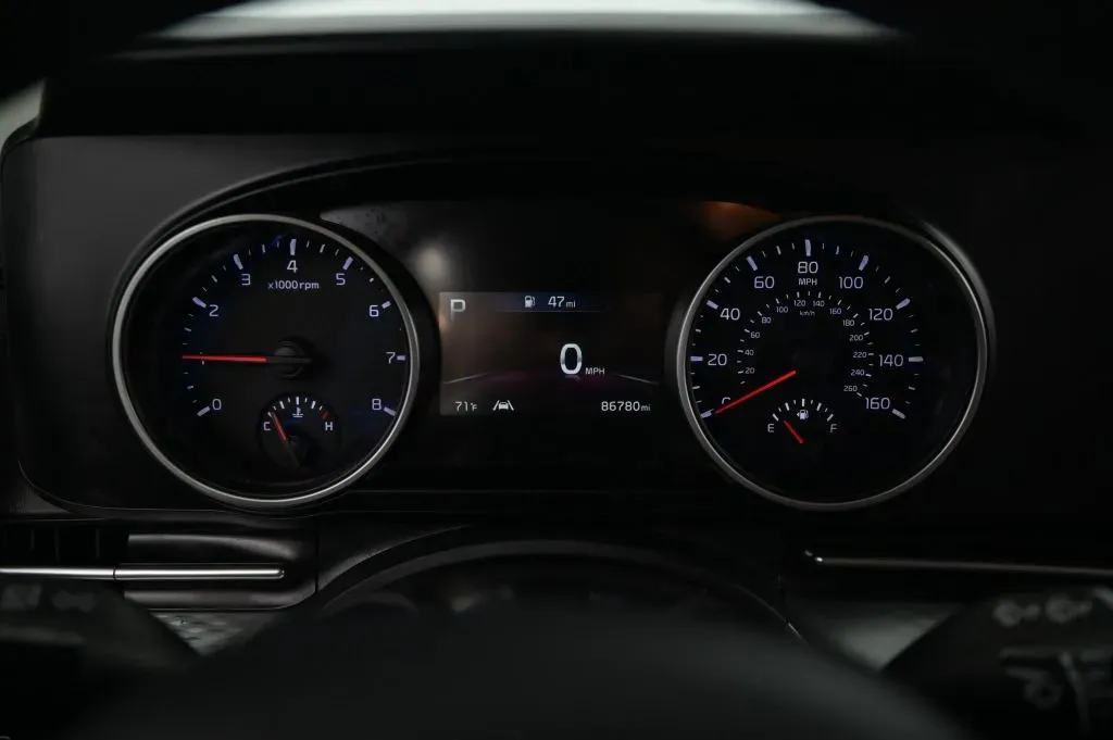 Kia Carnival photo 21