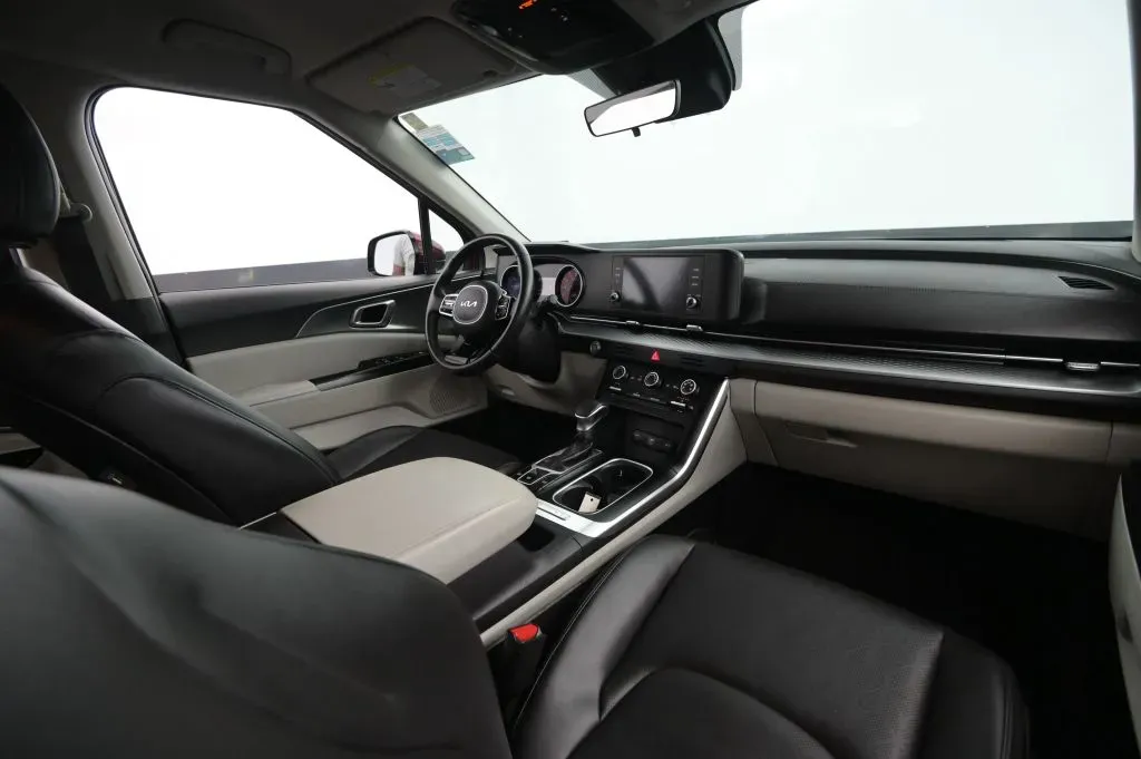 Kia Carnival photo 46