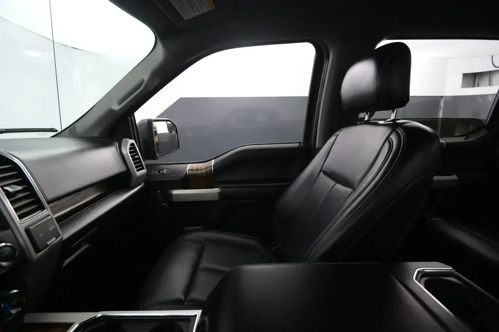 Ford F-150 photo 30