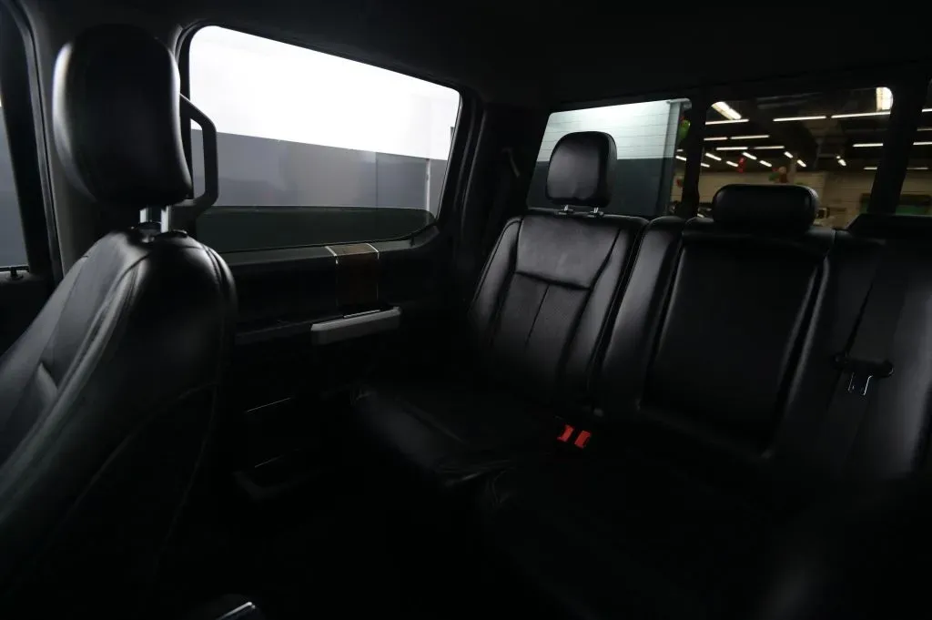 Ford F-150 photo 32