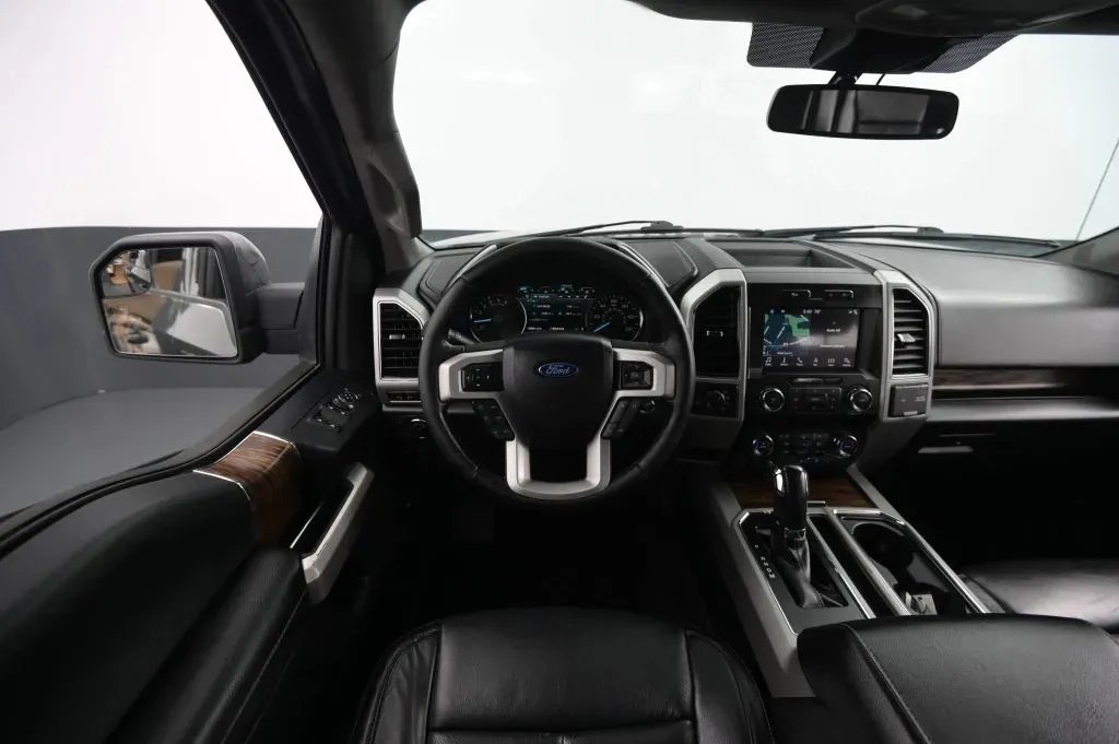 Ford F-150 photo 38