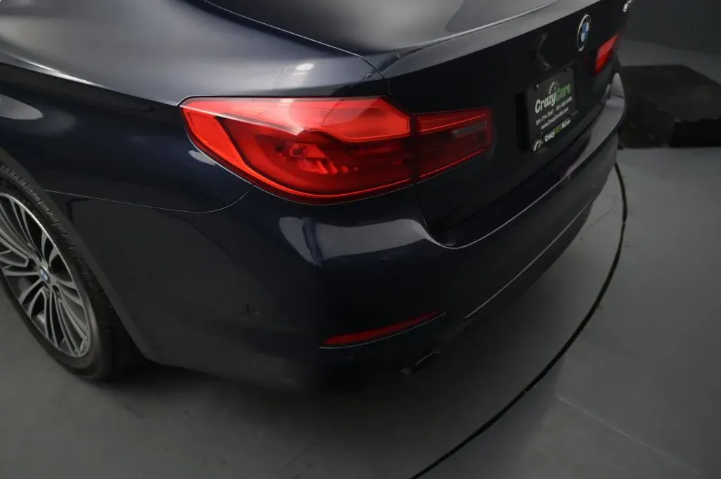BMW 5 Series photo 16