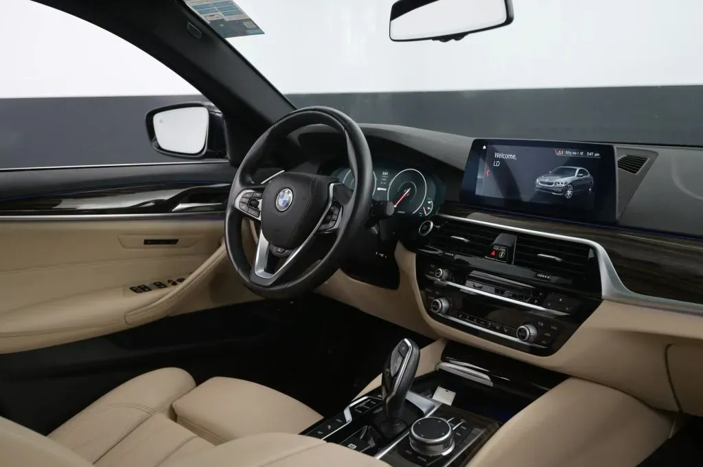 BMW 5 Series photo 48