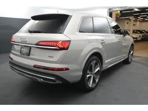 More photos of 2023 Audi Q7 55 TFSI Premium Plus Sport Utility 4D at Crazy Cars Hillside, NJ