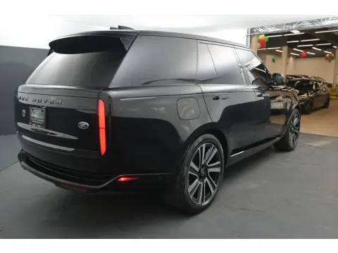 More photos of 2023 Land Rover Range Rover P530 SE Sport Utility 4D at Crazy Cars Hillside, NJ